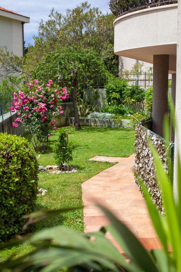 Apartments Cvjetni Dvori Makarska Ngoại thất bức ảnh