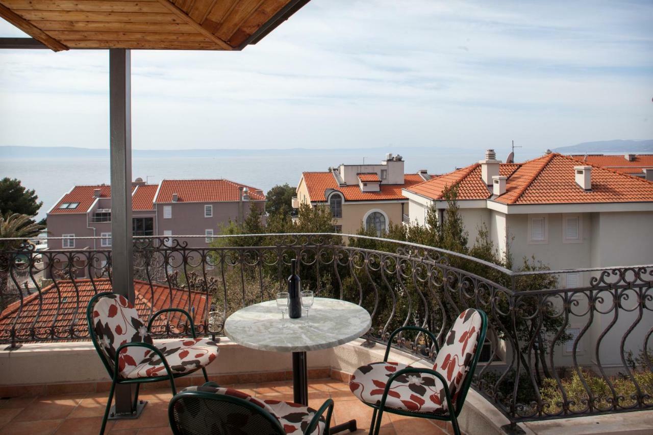 Apartments Cvjetni Dvori Makarska Ngoại thất bức ảnh
