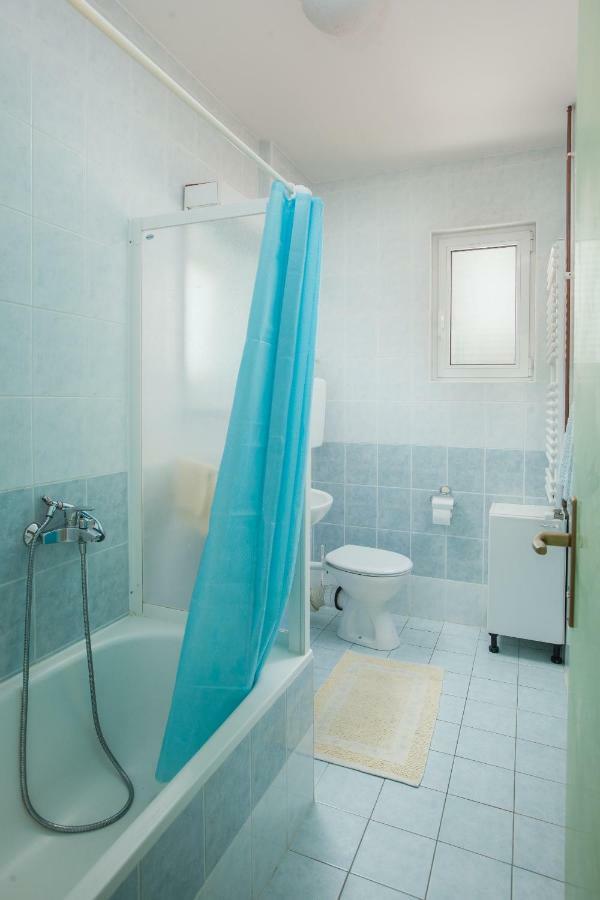 Apartments Cvjetni Dvori Makarska Ngoại thất bức ảnh