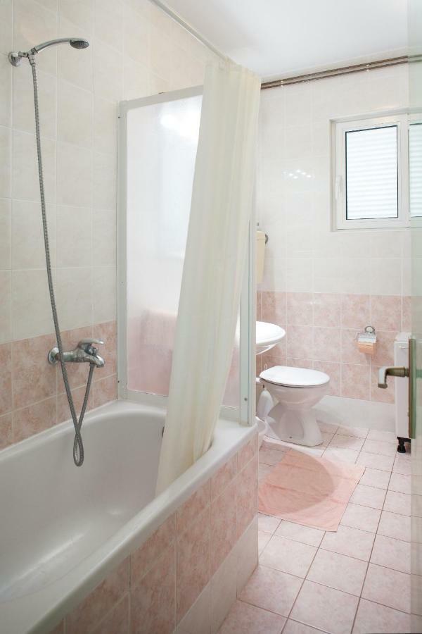 Apartments Cvjetni Dvori Makarska Ngoại thất bức ảnh