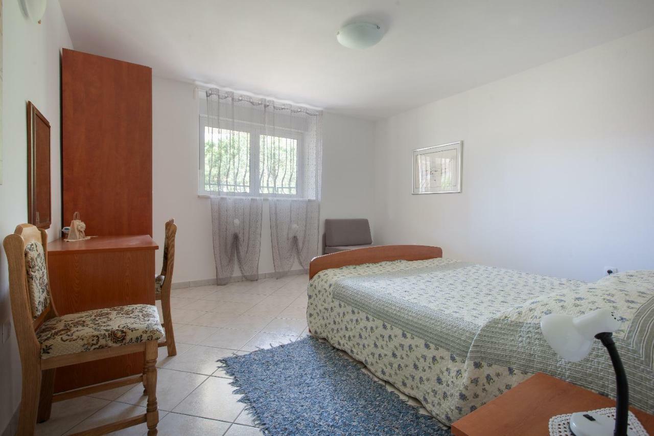 Apartments Cvjetni Dvori Makarska Ngoại thất bức ảnh